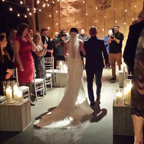 Pnina Tornai Wedding Dress - Picture 4 of 15